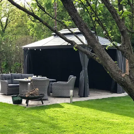 Buda Valley: With Garden * Boedapest