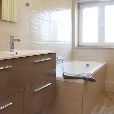 Appartamento Buda Valley: With Garden Budapest